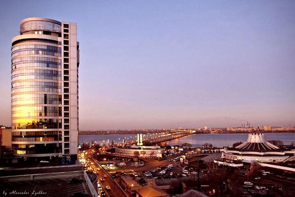 Staybridge Mini-Hotel In Most City Panoramic River View Dnipro Exterior photo